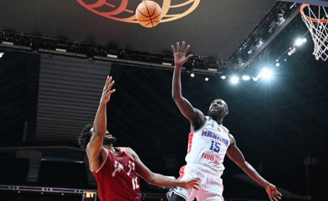 篮球——FIBA洲际杯：浙江稠州金租胜麦纳麦