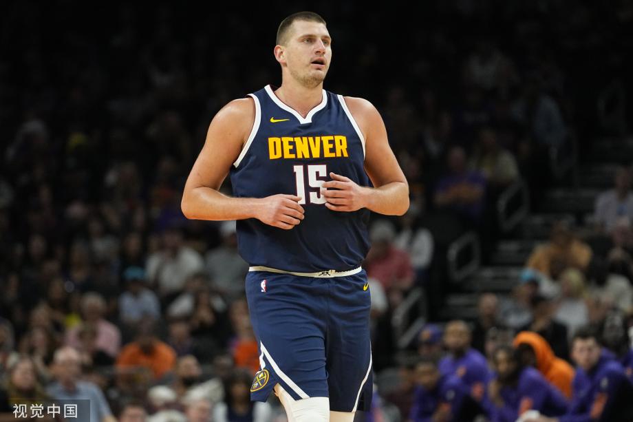 [图]NBA季前赛-掘金胜太阳 约基奇穆雷合砍21分