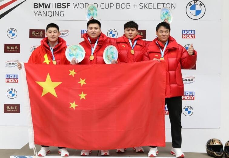 孙楷智车队获中国男子四人雪车首枚世界杯奖牌