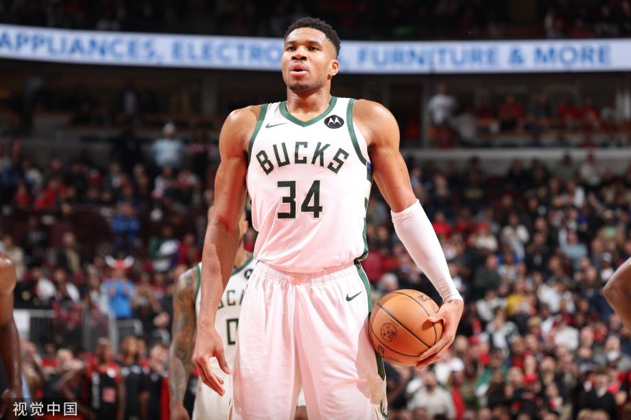 [图]NBA-卡鲁索绝平比赛拖入加时 公牛120-113雄鹿