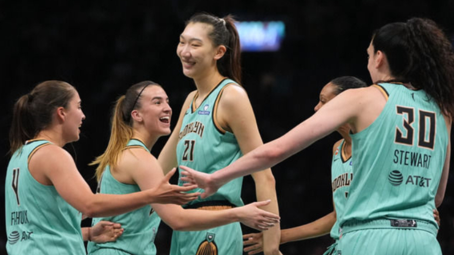 韩旭登顶女子美职篮亚洲球员得分榜