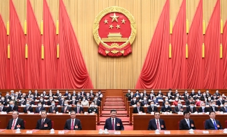 习近平出席十三届全国人大四次会议闭幕会