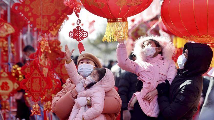 张灯结彩年味浓