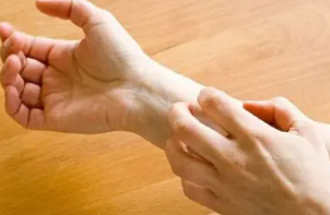带状疱疹易诱发哪些并发症？有5种治疗方法