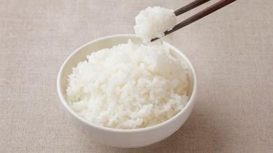 遵生八笺：先吃三口白饭 为了知饭之正味