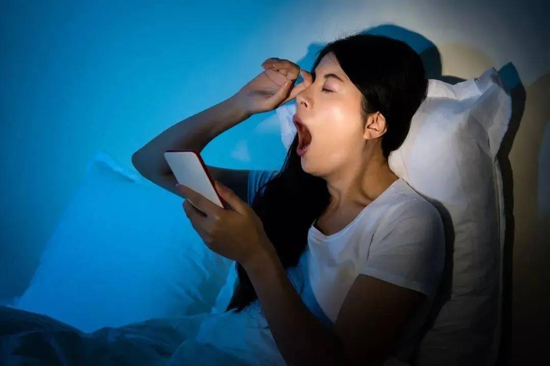 熬夜对身体有哪些危害？如何减少熬夜对身体的危害