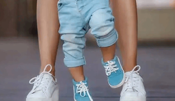 纸尿裤会导致O型腿？是不是缺钙“惹的祸”