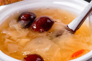 秋季多吃这4种白色食物 帮你补水润肺又防燥