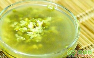 夏季喝绿豆汤的几个饮食禁忌