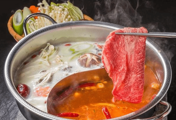 晚上宁可饿着也别吃这4种食物 影响睡眠易生病