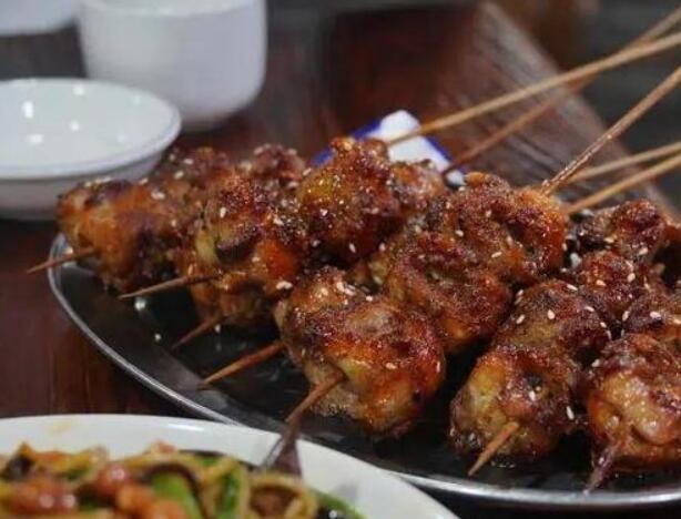 营养师特别提醒！淄博烧烤很美味 但健康撸串要做到这 8 点