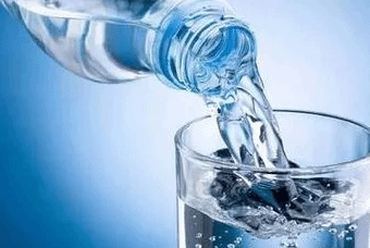 常喝纯净水真的会导致缺钙吗？没有必然联系