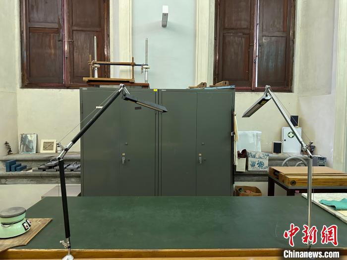 美第奇洛伦佐图书馆修复室一景。 天一阁供图 美第奇洛伦佐图书馆修复室一景。 天一阁供图