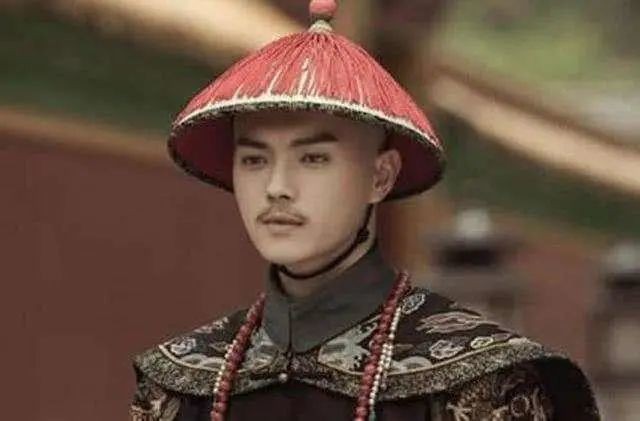 乾隆问武将要何赏赐 一要美女一要权 两人结局让人唏嘘