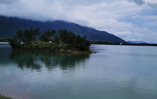 韦应物的一首诗 写景美如画卷 读后回味无穷