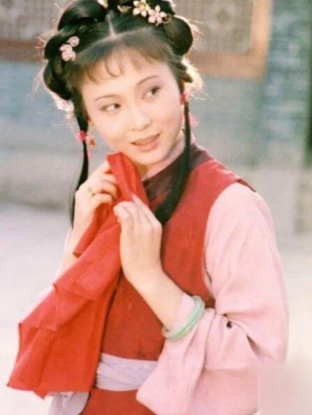 电视剧《红楼梦》小红 电视剧《红楼梦》小红