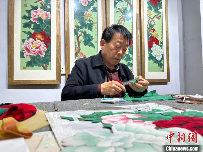 曹州堆绣传承人刘宪堂:非遗文化不仅要“活”更要“火”
