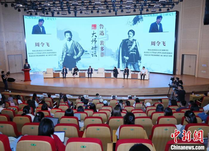 活动现场 黄霄 摄 活动现场 黄霄 摄