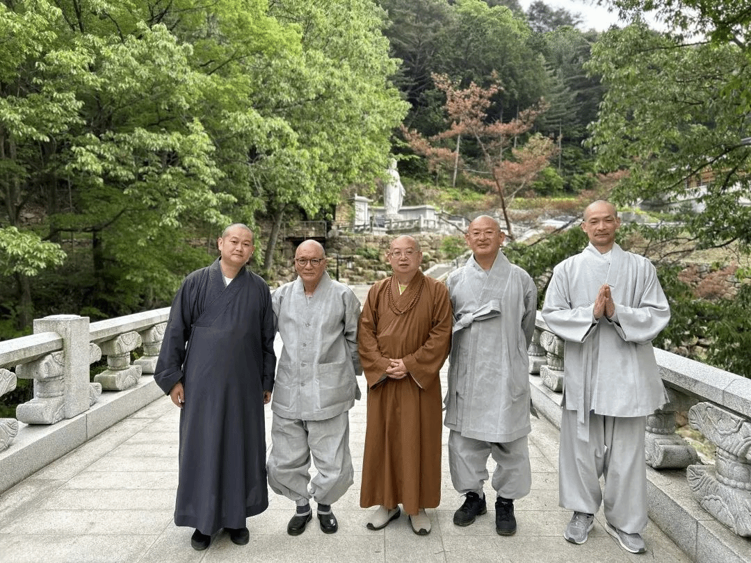 世界离我们很近丨正慈法师：带着目的的旅行，本身就是一本书