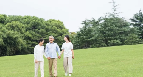 父母是最大的福田 不供养父母永远富不起来