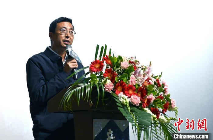 中共汶川县委常委、县委宣传部部长余理胜致辞。 安源 摄 中共汶川县委常委、县委宣传部部长余理胜致辞。 安源 摄