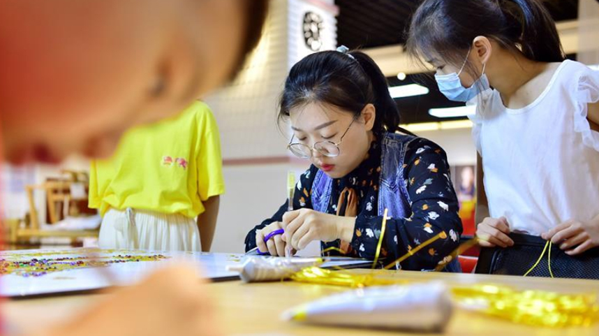 河北石家庄：暑期感悟非遗魅力