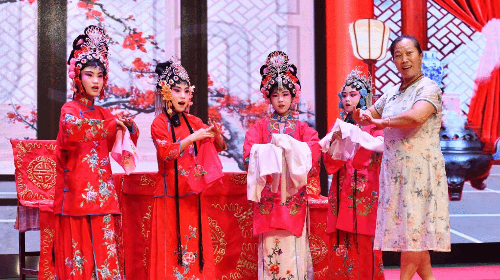 河北青县：非遗“哈哈腔”暑期传承忙