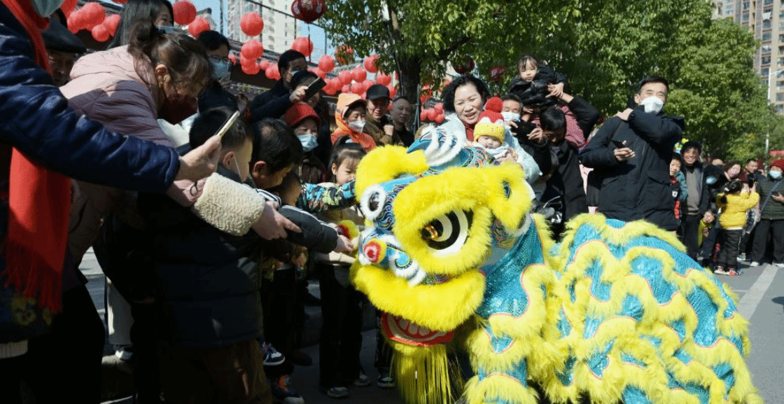 民俗巡演闹新春