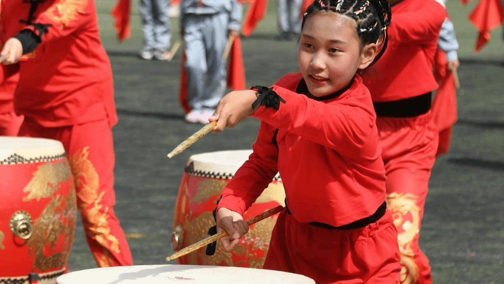 北京平谷：乡村小学将鼓文化融入美育课程