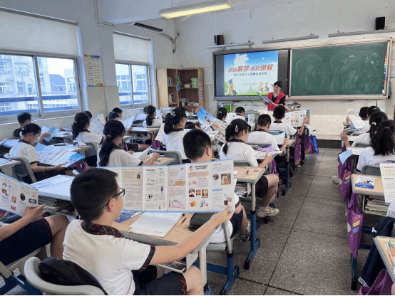 浙江湖州：反邪宣讲走进校园 筑牢师生反邪防线