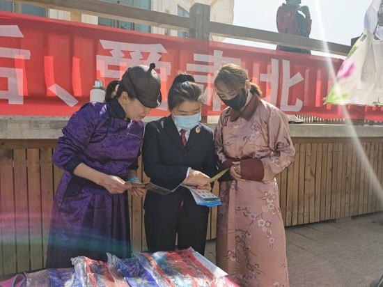 甘肃省肃北检察院：反邪宣传“不打烊”文明新风入万家