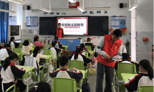 广东花都：“3·15”打假 反邪在行动