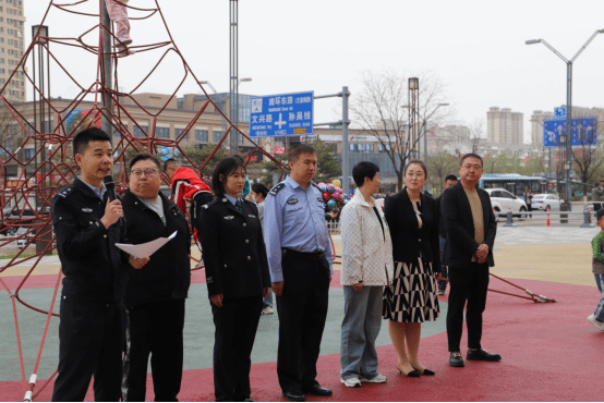 山西省大同市公安局御东分局组织开展国家安全日反邪教绘画活动
