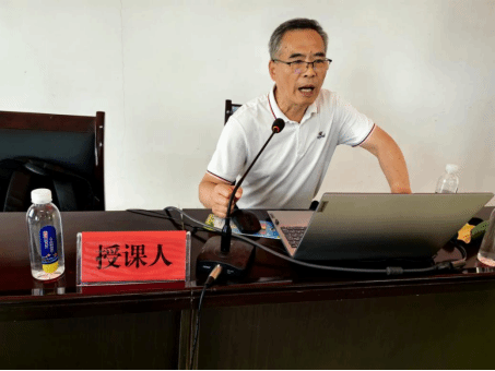 湖北省反邪教协会与枝江刘家冲村联合开展反邪教警示教育主题党日活动
