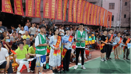 广西柳州市柳城县：“村BA”凝心聚力 反邪教“火力全开”