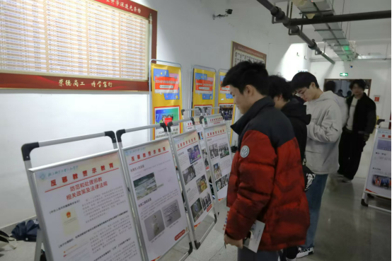 浙江兰溪：反邪教讲座进高校  强化师生防范意识