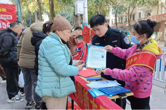 广西万秀：全民携手反邪教 凝心聚力筑平安