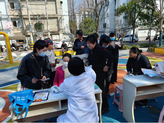 安徽淮北：开展“健康义诊+反邪宣传”进社区活动