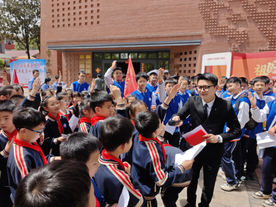 湖南苏仙：抵制邪教渗透 提升全民反邪意识