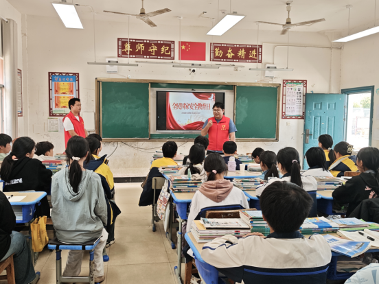 江西德安：吴山镇“双轨并行”  织密基层平安网
