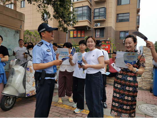 安徽淮北：反邪宣传守护高考  警示教育为梦护航