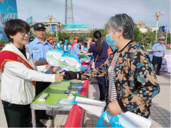 甘肃酒泉：深化多维联动 织密反邪防线
