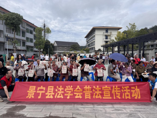 浙江丽水：景宁县深入社区开展反邪教宣传