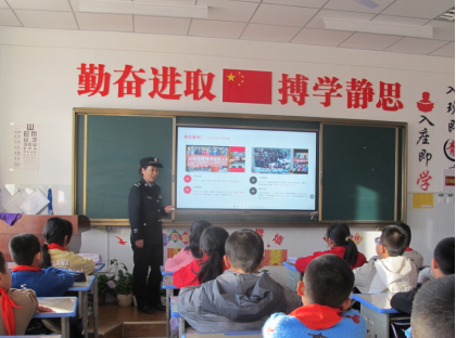 甘肃酒泉:家校社警多维协同赋能  增强青少年反邪免疫力