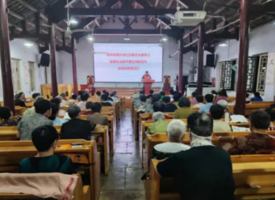 安徽蒙城:反邪教宣传进教堂  筑起“精神防火墙”