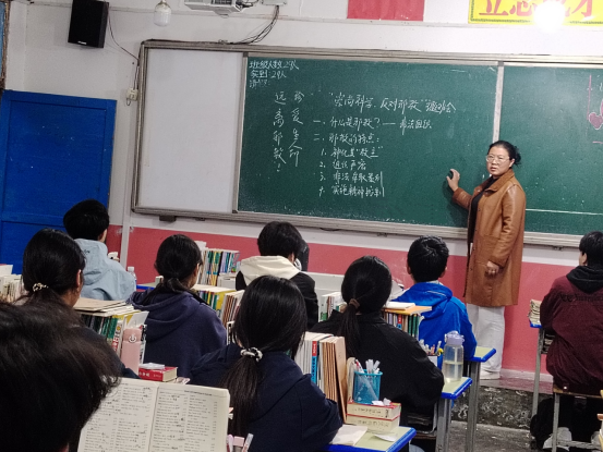 安徽亳州：精准反邪“护老护小”   筑牢防邪思想堤坝