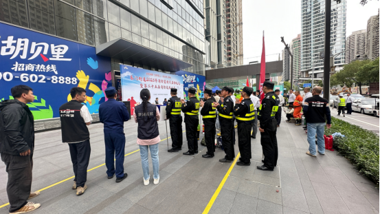 广东深圳：以比武为媒  守双安防线