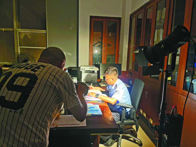 云南：让正义之光融入台词里眼神中