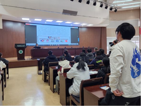 陕西西安：反邪教讲座进高校  织密青春“防邪网”