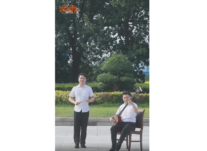 画扇面——邪教害人